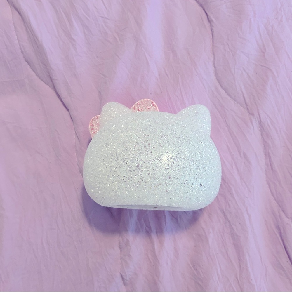 Hello Kitty Nightlight - Picture 2 of 3